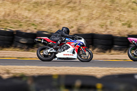 anglesey-no-limits-trackday;anglesey-photographs;anglesey-trackday-photographs;enduro-digital-images;event-digital-images;eventdigitalimages;no-limits-trackdays;peter-wileman-photography;racing-digital-images;trac-mon;trackday-digital-images;trackday-photos;ty-croes